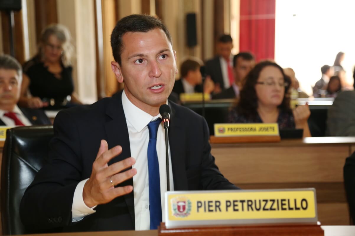 Pier_lei dias